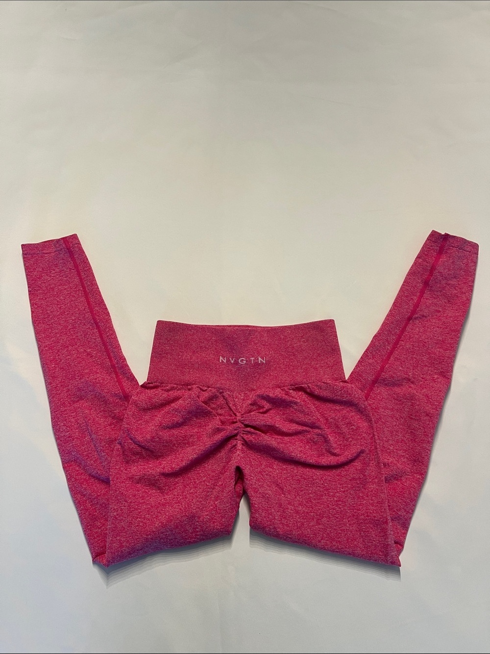 NVGTN Hot Pink Womens Active Leggings with Scrunch Back - Size Small Like New